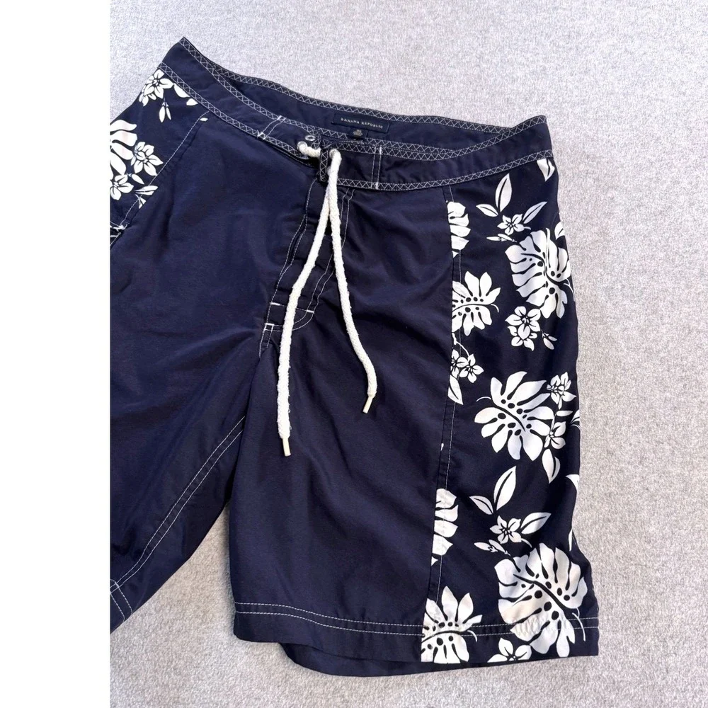 Banana Republic Board Shorts Mens 35 Navy Blue Floral‎ Hibiscus Tropical Surf